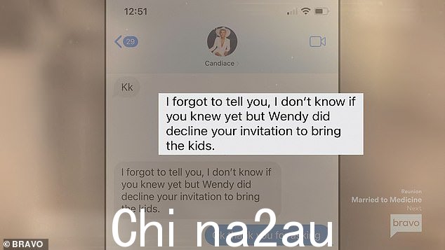 邀请被拒绝:Robyn 让 Candiace 作为中介邀请 Wendy 的孩子参加活动,但 Wendy 拒绝了