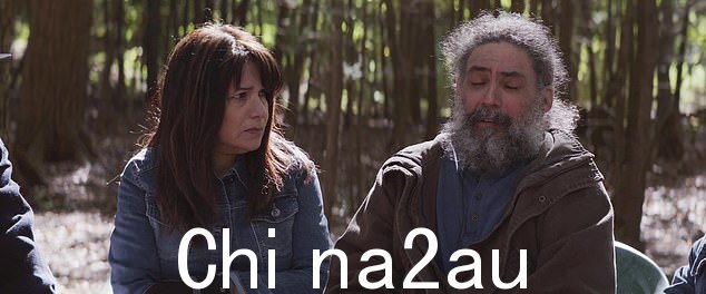 鼓舞人心:Billy 抓住 Rico 的脸告诉他,'你现在正处于深他妈的状态,好吗?'一位女士告诉 Rico,他的故事“努力工作和勇气令人鼓舞”