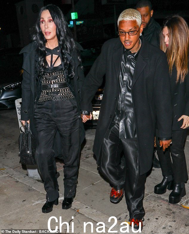 Moving on: 音乐主管之前与 Amber Rose 有过关系,但一年前 Alexander 承认作弊后两人分手