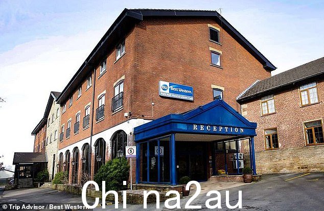 Michael Crane 和 Linda Brown 得到消息,兰开夏郡的 Best Western Park Hall Hotel(如图)作为婚礼场地关闭,以便重新开放为寻求庇护者的酒店