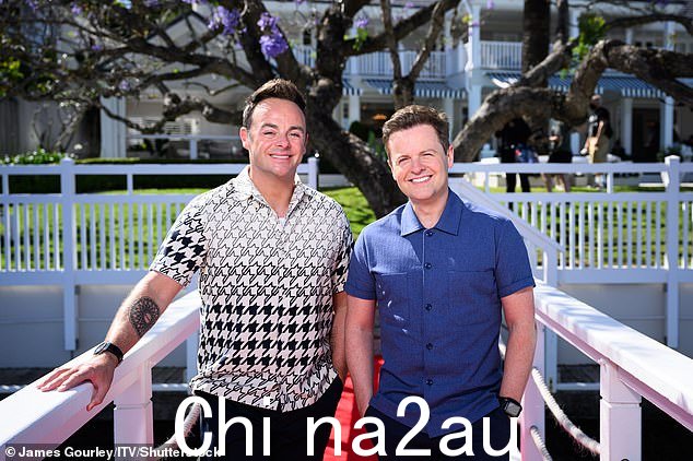 Iconic:再一次,Ant 和 Dec 将主持该系列节目,并且已经被发现抵达黄金海岸开始拍摄
