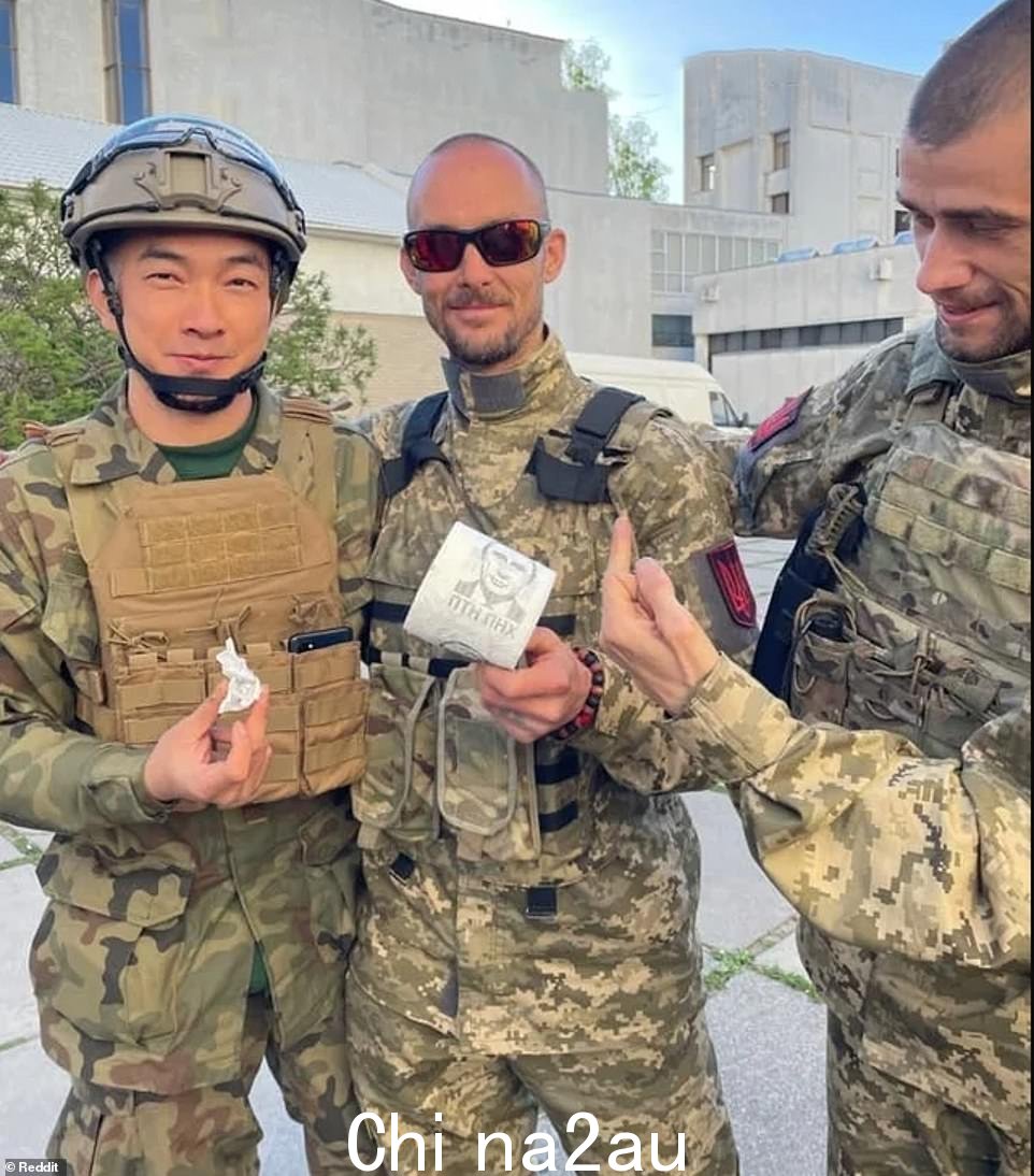 DFAT 表示epest 向家属表示哀悼,并表示无法提供进一步评论。周六,总理 Anthony Albanese 还向 Kjeldal 先生(如图中)的家人和朋友表示哀悼。 '这是一个悲惨的消息。我提醒人们,DFAT 的建议是人们不要前往乌克兰,”他在昆士兰的新闻发布会上说。 '这是一个危险的地方,但我的心与相关先生的家人和朋友同在。'