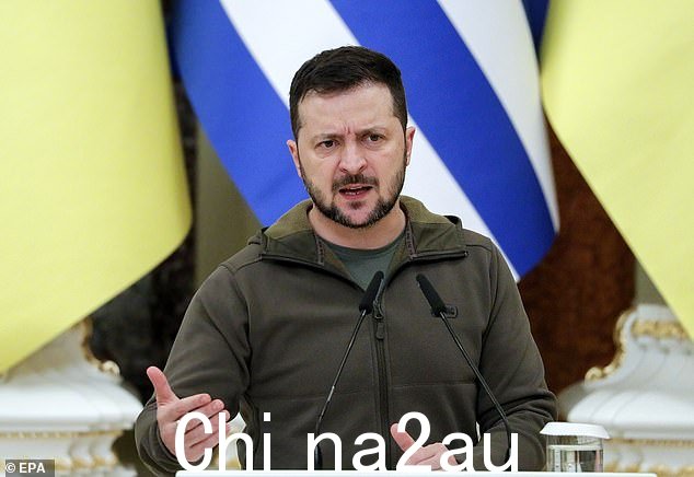 熟悉讨论的人士担心,泽连斯基禁止与俄罗斯总统会谈,这在欧洲、非洲和拉丁美洲的部分地区引起了担忧,这些地区对战争的影响最为明显