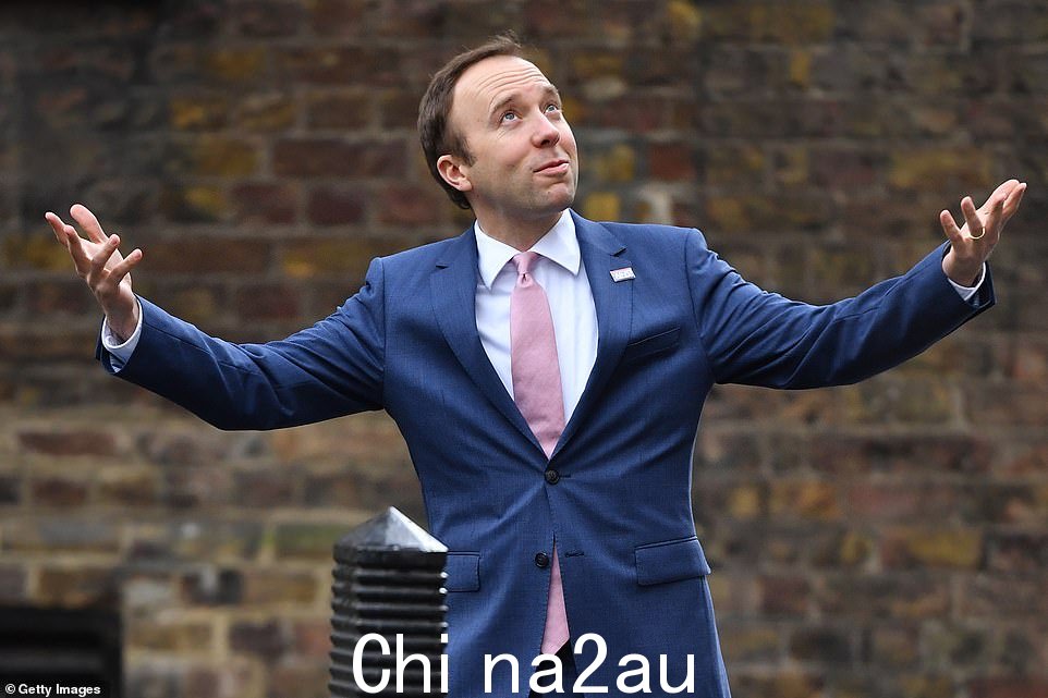 转行?前国务卿本周早些时候,有人看到马特抵达澳大利亚,因为他将在节目中出现有争议的露面(摄于 2020 年)