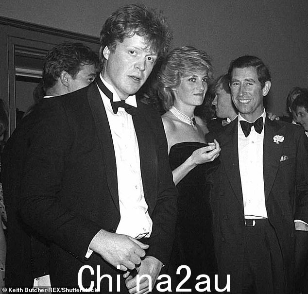 Charles 此前曾表示,他担心该系列的观众——尤其是美国观众——不会欣赏节目中使用的“发明和猜想”e(图为查尔斯、戴安娜和查尔斯)