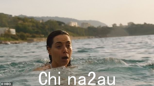 鲨鱼:'我以为你是鲨鱼!'哈珀说,卡梅伦道歉,然后说他只是想让她喜欢他们