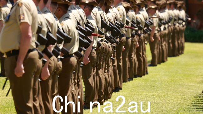 年轻的澳大利亚人可能被迫完成一年的国民服役。图片:Tim Hunter