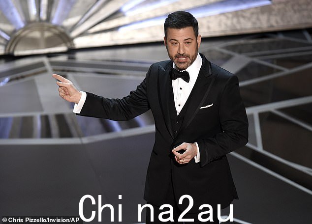 Kimmel 曾在 2017 年和 2018 年主持过著名的颁奖典礼。在这两年之间,该节目的收视率从超过 3200 万大幅下降到 2650 万