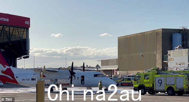 Qantas Link 飞机(如图)上的乘客在飞机轮胎附近发生火灾后被疏散