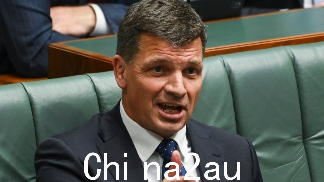 Shadow 财务主管 Angus Taylor 向总理 Anthony Albanese 提出了大选以来加息次数的问题。图片:Getty