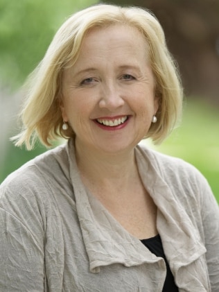 澳大利亚国家儿童事务专员 Anne Hollonds 已在参议院估计听证会上承认她的办公室没有资源解决偏远社区土著儿童遭受的暴力和虐待问题。图片:提供
