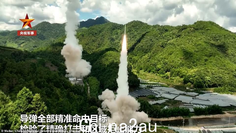 8 月在中国福建省基地向台湾发射了弹道导弹,官方媒体称这是一次入侵的预演