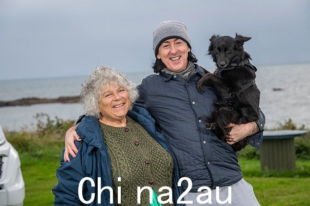 Miriam Margolyes(左)和 Alan Cumming(右)开始了他们在苏格兰的第二系列冒险,在 Miriam and Alan: Lost in Scotland and Beyond (C4)