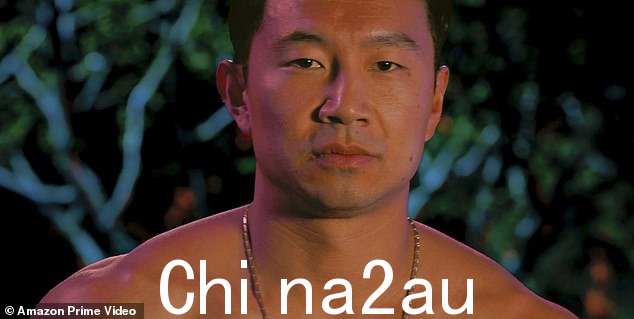 外观:上气明星停下来盯着镜头