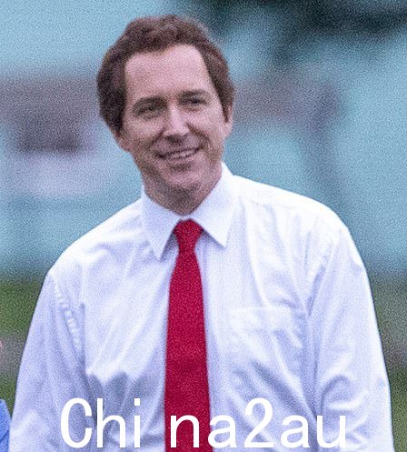 托尼·布莱尔:45 岁的伯蒂·卡维尔 (Bertie Carvel) 将扮演接替约翰·梅杰 (John Major) 的工党首相(右图,1997 年)