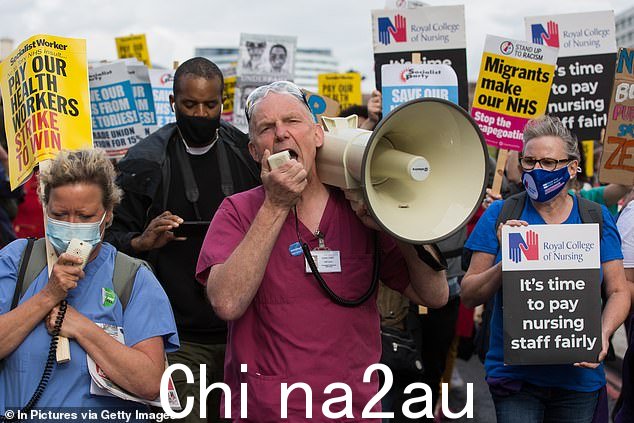 如果他们继续,这将违背护士的宗旨——病人永远是第一位的
