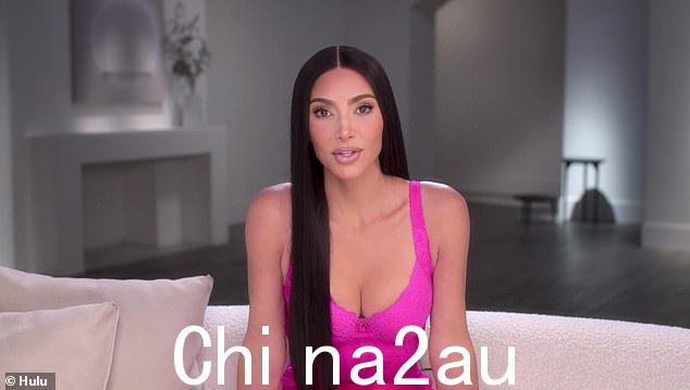 Nervous:Kim 补充说,Khloe 一直很紧张,要去大都会博物馆,但今年之后,我们决定她要走了,就这样'