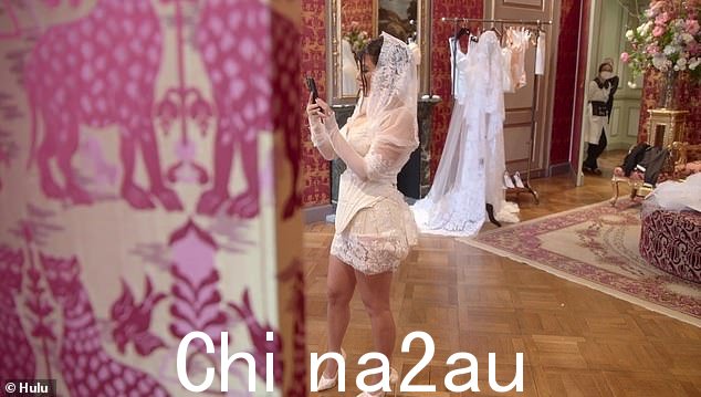 火车:Stefano Gabbana 到了,告诉 Kourtney 她需要两个人来照顾优雅的火车