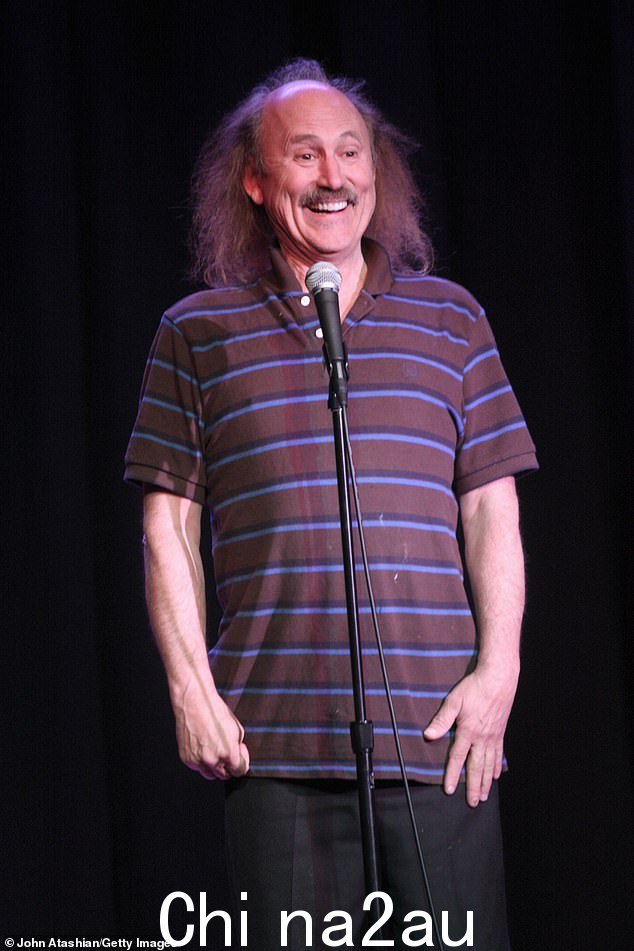 Stand-up: 电视名人,真名 Leo Anthony Gallagher Jr.,在 1975 年出现在约翰尼卡森的今晚秀后一举成名,于周五在棕榈泉临终关怀中去世早上,报道 TMZ(2009 年拍摄)