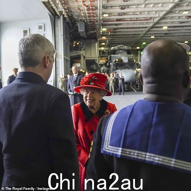 此次活动还将向已故女王和她在位期间的 70 年服务和奉献致敬,包括作为英国皇家军团的赞助人和服役时间最长的总司令英国武装部队