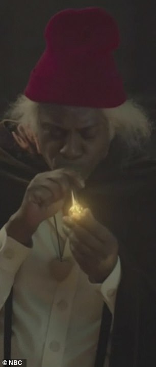 再次返回:Dave Chappelle 备受争议的回归周六夜现场终于在本周末发生,此前有传言称一些作家抵制他的剧集