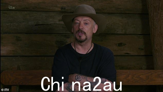 表达他的观点:George 是 Matt 到达丛林后最大的批评者之一