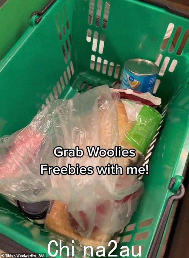一位购物者展示了 incredi她在 Woolworths 节省了一大笔钱,这要归功于她加入了一个秘密邀请组,该组允许用户免费品尝和测试产品