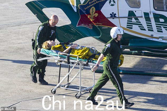 严重情况:有人发现艾玛·斯通周六在新奥尔良和新奥尔良为她的新电影拍摄了一个戏剧性场景