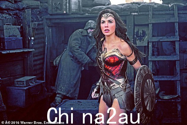 精彩后续:Gal Gadot 的神奇女侠有点坚韧