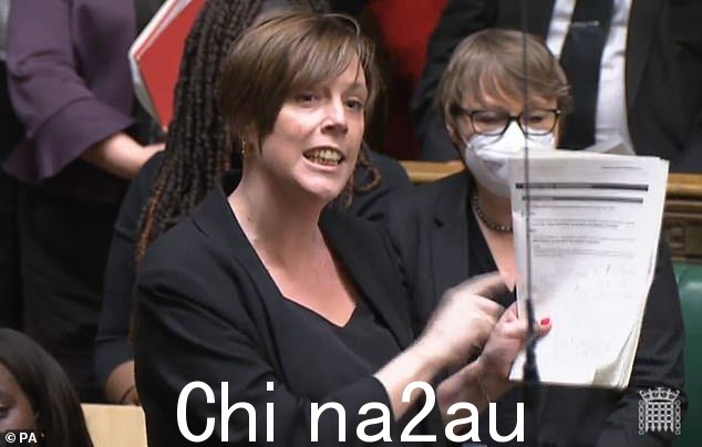 工党议员 Jess Phillips 有趣地将 Jeremy Corbyn 的这位前矛手比作 ¿ 一个吵闹、过度兴奋的孩子,他的糖太多了¿