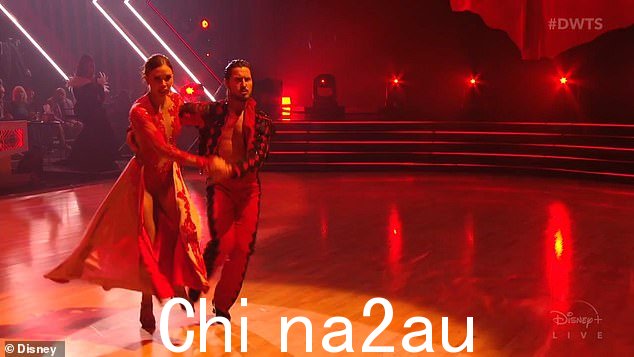 Killed it: Gabby 和 Val 跳了 Paso doble 作为他们半决赛的最后一支舞并杀死了它