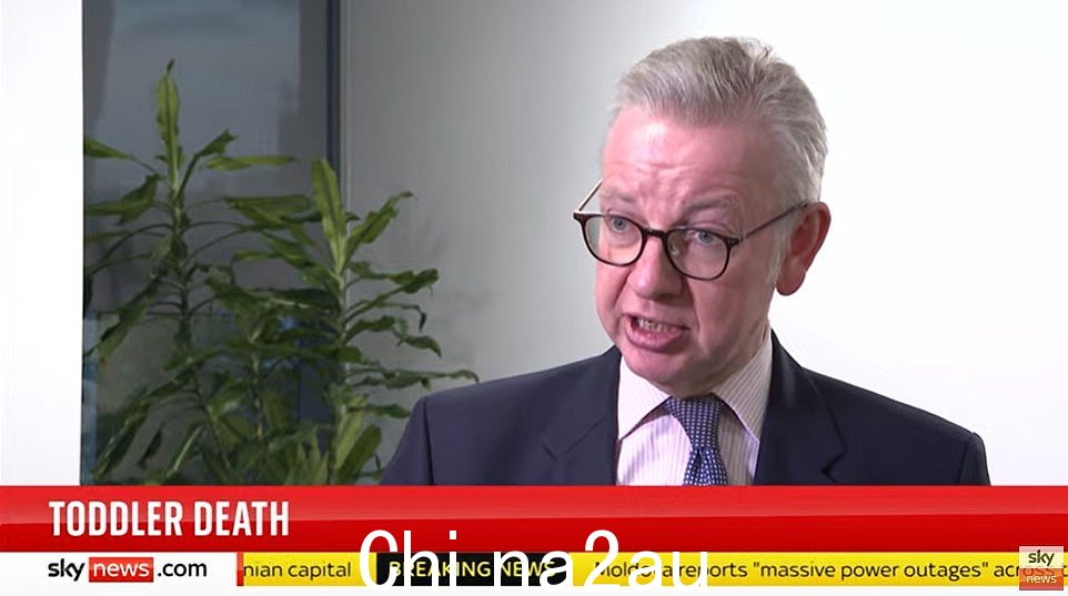 住房部长 Michael Gove 猛烈抨击 Rochdale Boroughwide Housing (RBH) 的负责人,告诉他在 Awaab Ishak 的死后'做好你的工作,伙计'。
