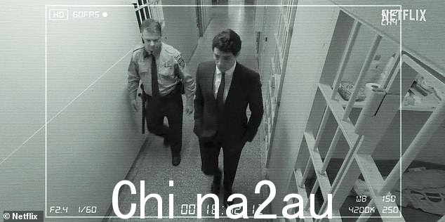 '我从 2019 年开始一直有一个。你习惯了,'那个男人回应道