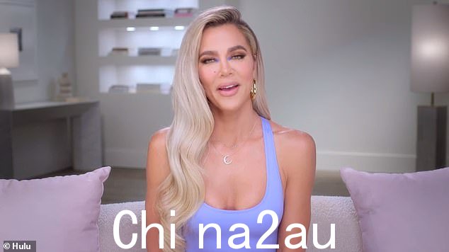 焦虑:Kourtney 的妹妹 Kim 和 Khloe Kardashian 正享受着平静的乘车前往时尚界最大的夜晚,却在准备过程中遇到了混乱