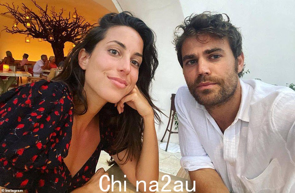 Exes: Ines是演员Paul Wesley(如图)的前妻