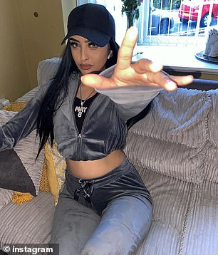 Mahek Bukhari,23 岁,是 2 月份被控谋杀两名男子的八名被告之一