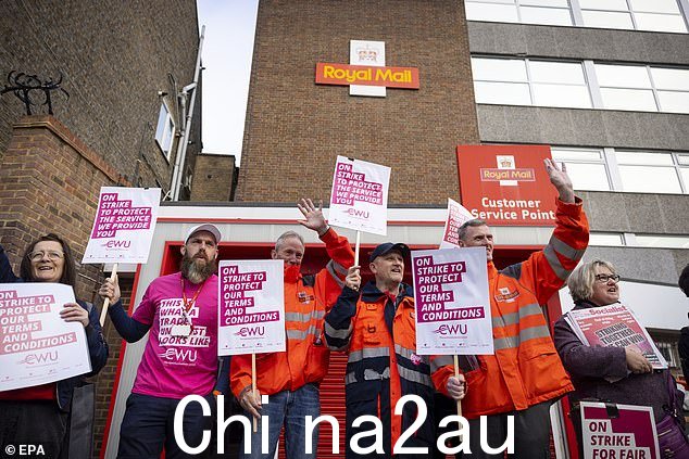 皇家邮政工作人员现在将在 12 月 23 日和 24 日罢工,除了 12 月 1 日、9 日、11 日、14 日和 15 日,通信工人工会在一份声明中说