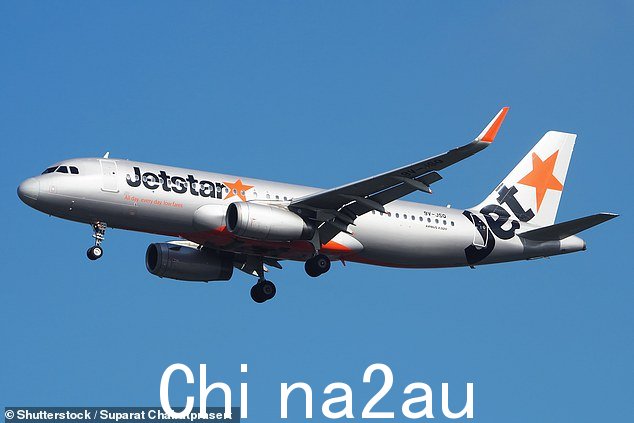 捷星航空将在 11 月 22 日之前提供“儿童飞行和住宿免费”活动,规定每位全额付费的成人,一名儿童(11 岁以下)可以在预先选定的当地机场免费飞行和住宿or international destination