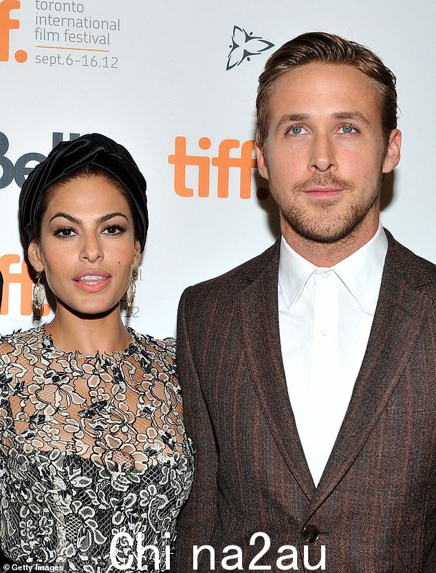 48 岁的伊娃·门德斯 (Eva Mendes) 周五在澳大利亚接受 The Kyle and Jackie O show 电台采访时,回应了她与 42 岁的长期伴侣瑞安·高斯林 (Ryan Gosling) 秘密结婚的传言。