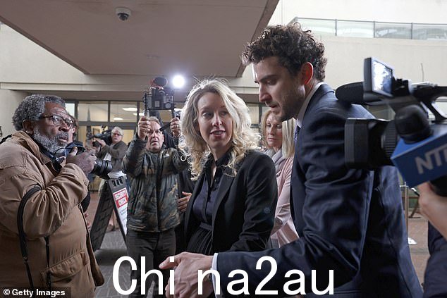 Homes,38 岁,声称她的 Theranos 验血技术将改变世界,骗取了投资者 1.4 亿美元