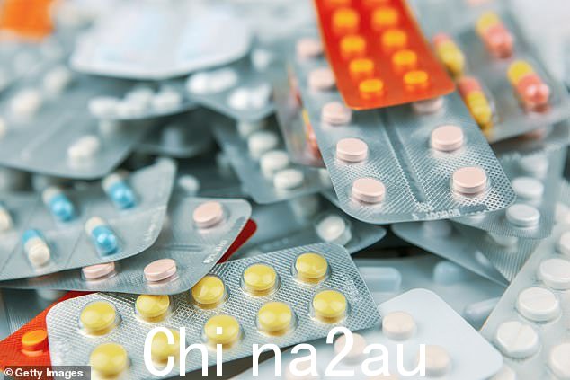 今年发表的研究调查了多个国家数千人的精神病学数据,发现中年是压力最大、情绪最激动的时期