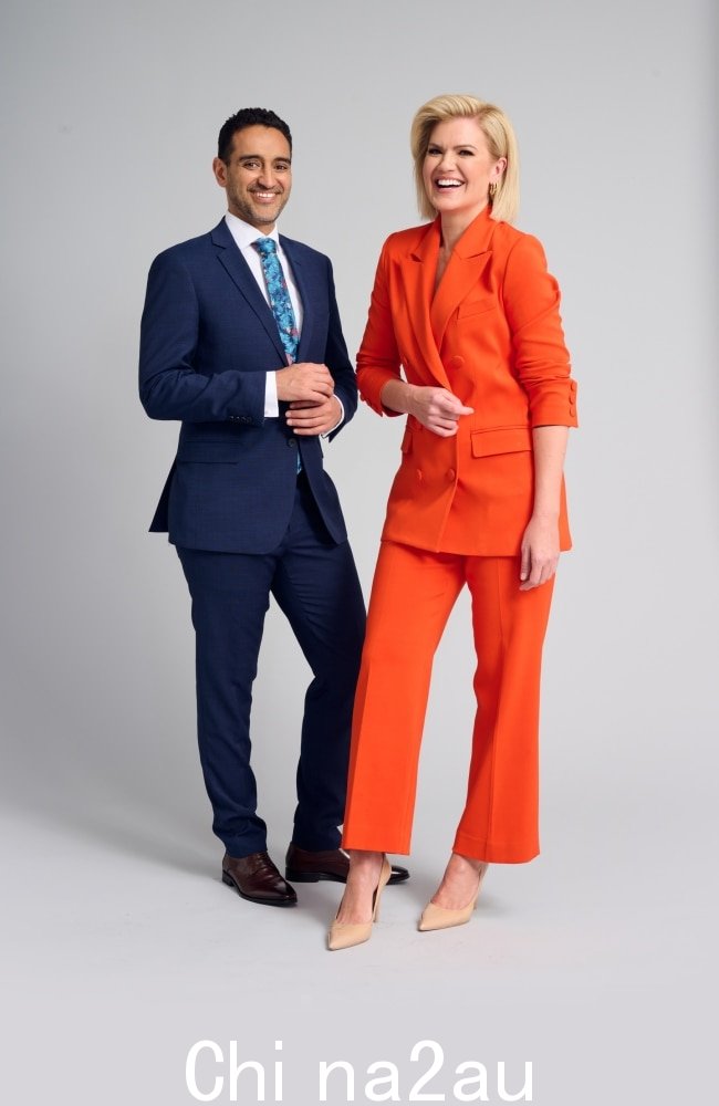Sarah Harris(右图)已被宣布为新的 The Project 主持人,取代 Carrie Bickmore 2023. 图片:网络 10