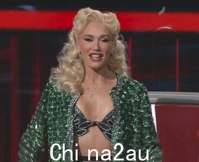 慷慨激昂的请求:格温·史蒂芬妮 (Gwen Stefani) 在 NBC 周二播出的 The Voice 节目中,慷慨激昂地呼吁选民拯救她 19 岁的最小团队成员 Kique