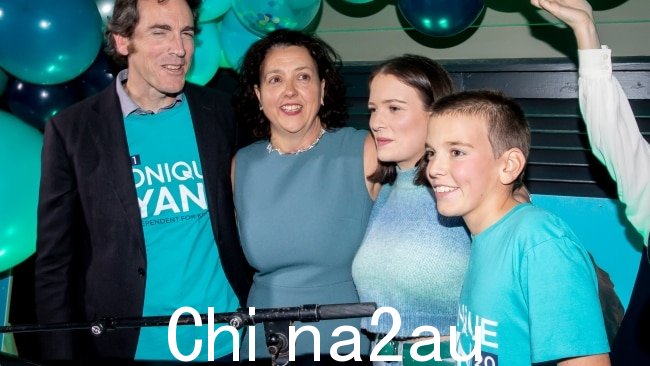 Monique Ryan 占据了最突出的头皮,将前财务主管 Josh Frydenberg 从他在墨尔本的 Kooyong 席位上赶了下来。照片由 Sam Tabone/Getty Images 拍摄