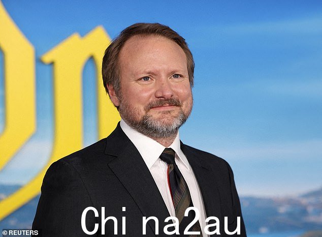 准备第三部:导演 Rian Johnson 已经在计划《荒野行动》系列的第三部,尽管 Glass Onion:《荒野行动之谜》刚刚于周四上映——照片是在首映式上拍摄的玻璃洋葱:11 月 14 日洛杉矶的荒野之谜