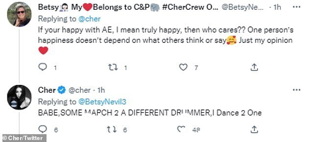 Choice: Cher responded: '宝贝,3 月 2 日是一个不同的鼓手,我跳舞 2 One'