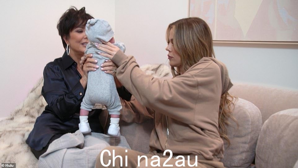 第二个孩子:第 2 季随着 Khloe Kardashian 的第二个孩子的出生,卡戴珊一家的结局回到了本季开始的地方,通过代孕