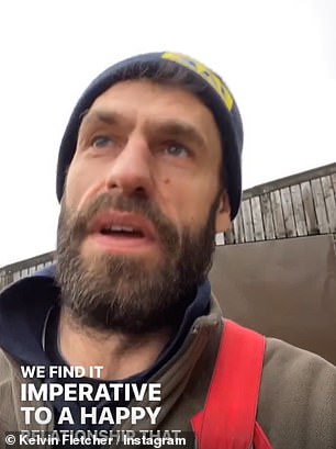 道歉:虽然有些人觉得这很有趣,但其他人觉得被冒犯了——所以他第二天就道歉了