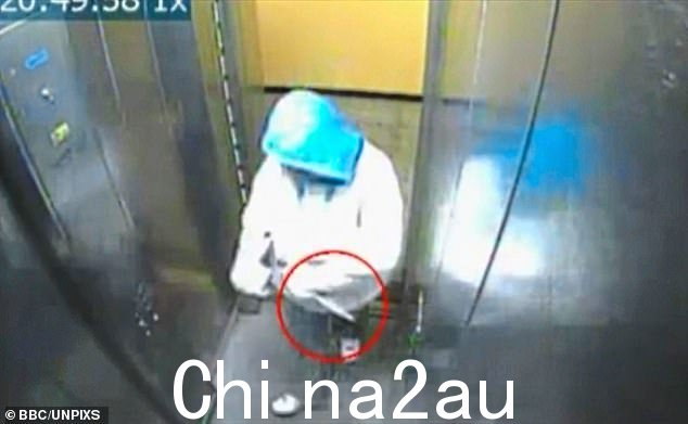 Bradley 谈到他的母亲时说:‘我想:“脱帽致敬”。我不会否认的。那些本应保护我们免受恋童癖侵害的人失败了——所以我妈妈把它掌握在自己手中。'