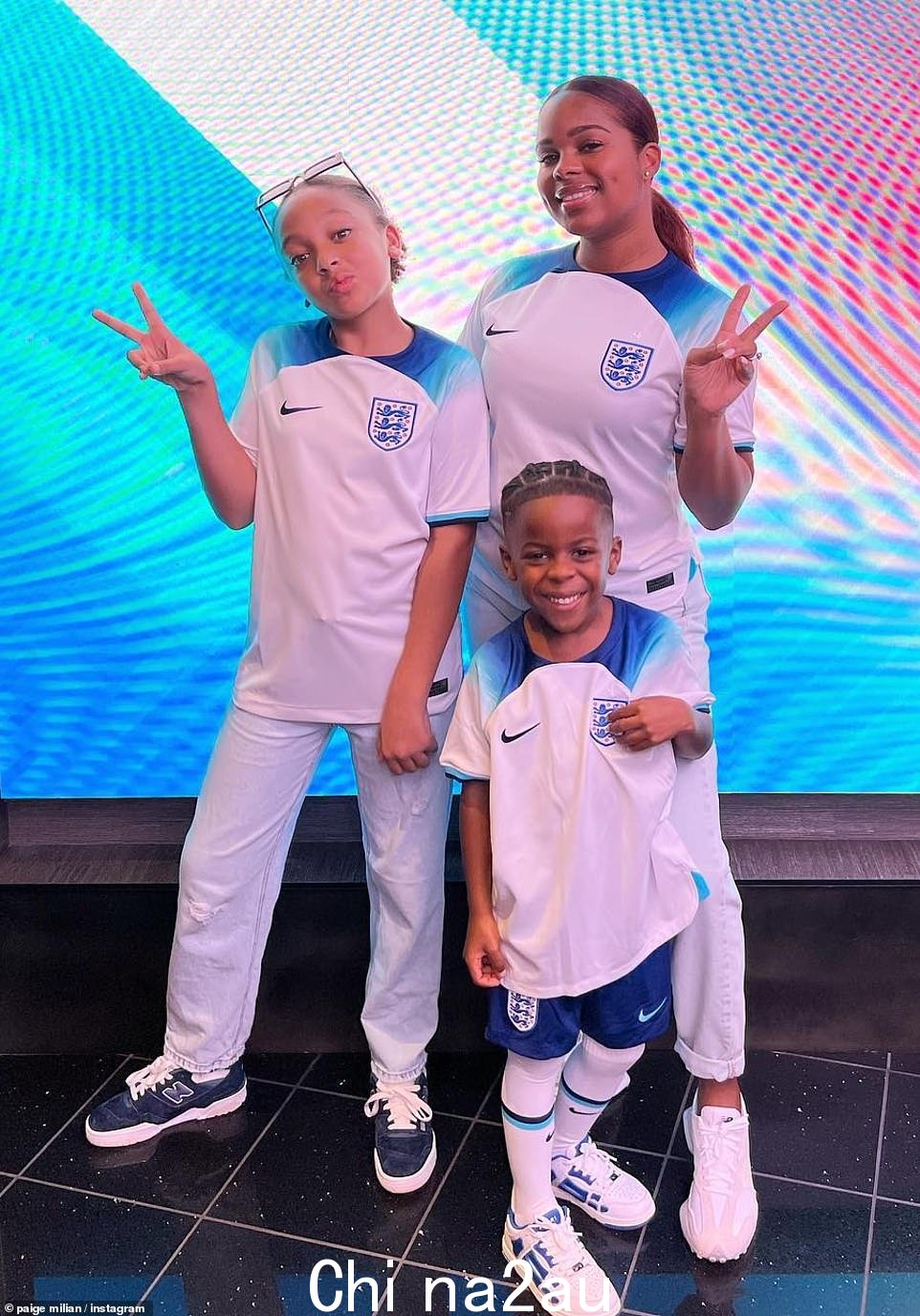 凯旋:Raheem Stirling 的未婚妻 Paige Milian,27 岁,分享了一些甜蜜的家庭照片,因为她与英格兰队一起庆祝她的伴侣在英格兰队以 6-2 战胜伊朗后取得的成功